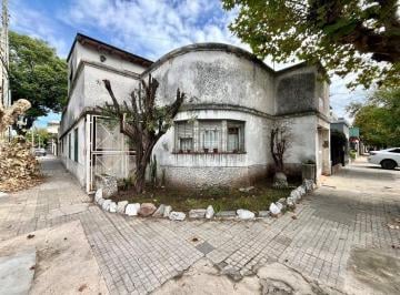 Casa · 134m² · 3 Ambientes · 1 Cochera · Venta Casa 3 Ambientes Ramo Mejia con Garaje