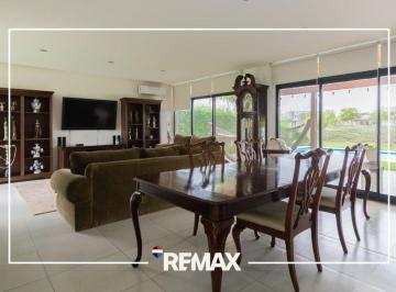 Casa · 238m² · 5 Ambientes · 2 Cocheras · Venta Casa 5 Amb El Canton Lote Al Agua con Pileta