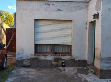 Casa · 28m² · 2 Ambientes · En Venta Casa Pequeña con Galpón