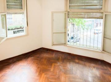 Departamento · 63m² · 4 Ambientes · Depto 4 Amb Venta Balvanera Al Frente a Reciclar