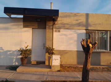 Casa · 125m² · 4 Ambientes · 1 Cochera · Venta de Casa en Guaymallen
