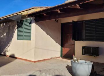 Casa · 66m² · 2 Ambientes · 1 Cochera · Venta de Casa Bª Telepostal