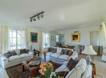 Casa · 286m² · 7 Ambientes · 2 Cocheras · Venta Casa Barrio Carmel Gran Jardín