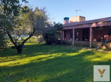 Casa · 104m² · 3 Ambientes · Casa Quinta en Venta - 2 Dorm. 2 Baños - Cochera - 2.475 m² - Berisso