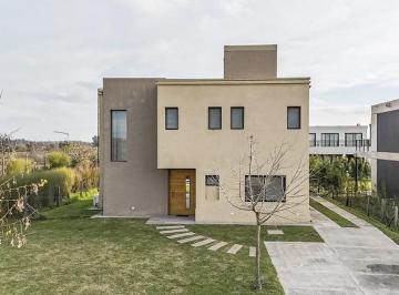 Casa · 167m² · 5 Ambientes · 2 Cocheras · Casa en Venta, Puertos del Lago. Bº Araucarias, 3 Dorm., Posibilidad de Financiación