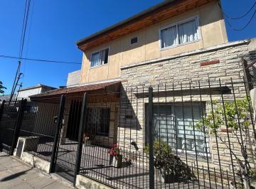 Casa · 85m² · 3 Ambientes · Casa en Alquiler 2 Dorm. Patio en Beccar