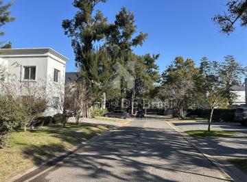 Terreno · 822m² · Venta Terreno en Santa Paula, Lomas de San Isidro