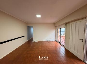 PH · 68m² · 3 Ambientes · PH en San José