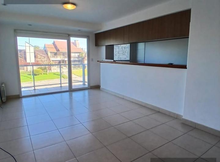 Departamento · 75m² · 3 Ambientes · 1 Cochera