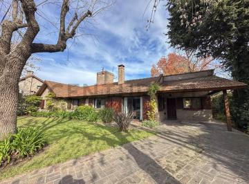 Casa · 190m² · 5 Ambientes · 2 Cocheras · Casa 5 Amb en Praderas de San Ignacio - Muñiz