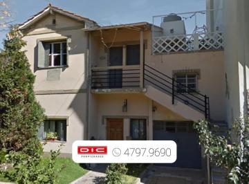 PH · 95m² · 4 Ambientes · PH en Barrio Vicente López