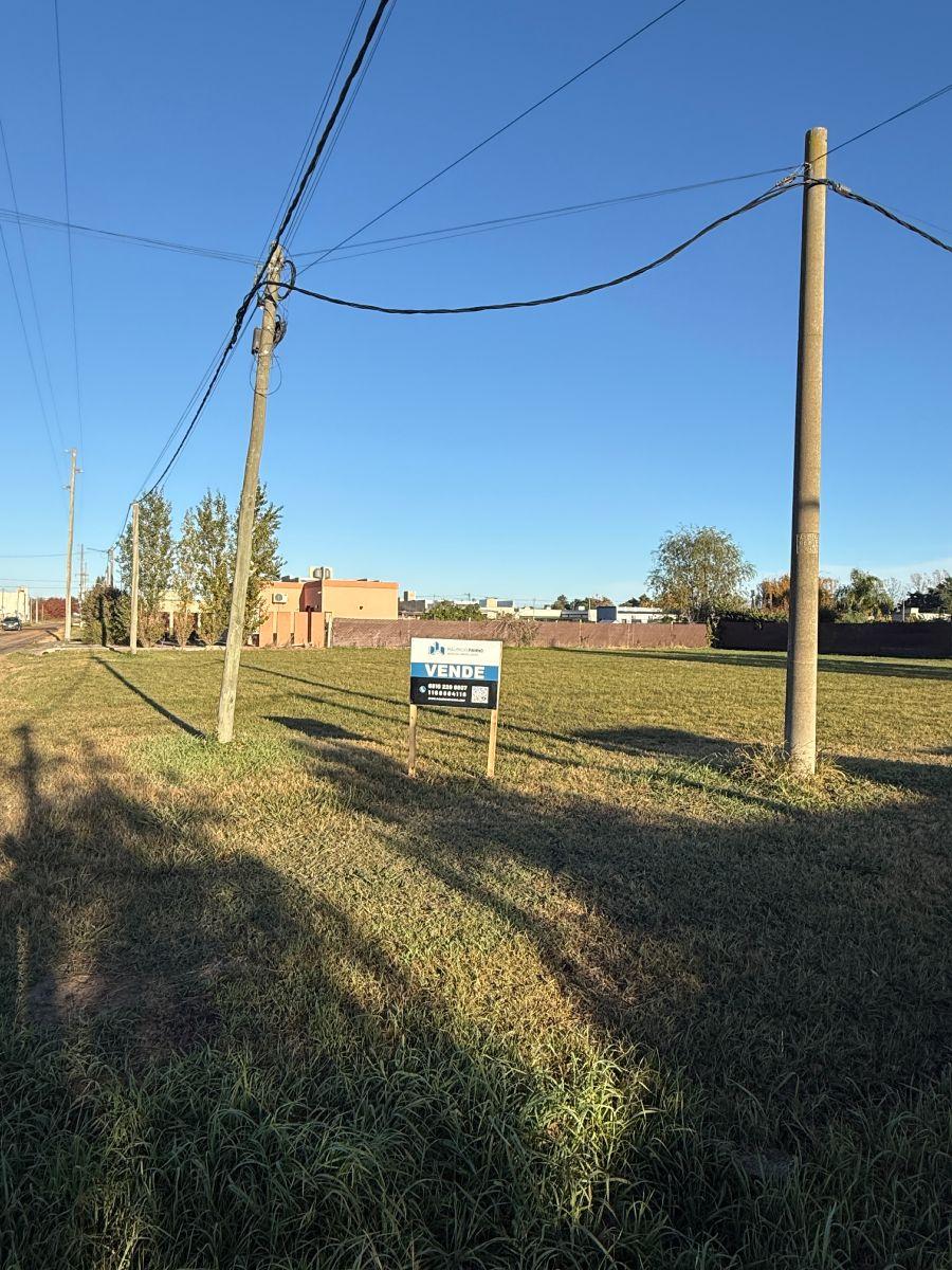 Aristóbulo del Valle 800,  Capitán Sarmiento, Buenos Aires (fuera de GBA)