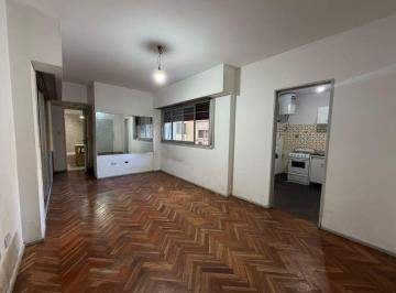 Departamento de 2 ambientes, Flores · Yerbal 2315, 3°, Interno, Excelente Ubicación