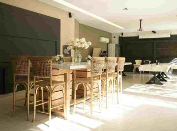 Casa · 310m² · 7 Ambientes · 5 Cocheras · Casa en Venta en La Plata