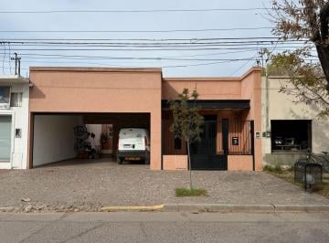 Casa de 5 ambientes, Capitán Sarmiento · Venta Casa Tres Dorm., Capitan Sarmiento