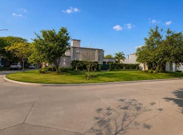 Terreno · 360m² · Lote en Esquina 360 m² en Los Aromas | Valle Escondido