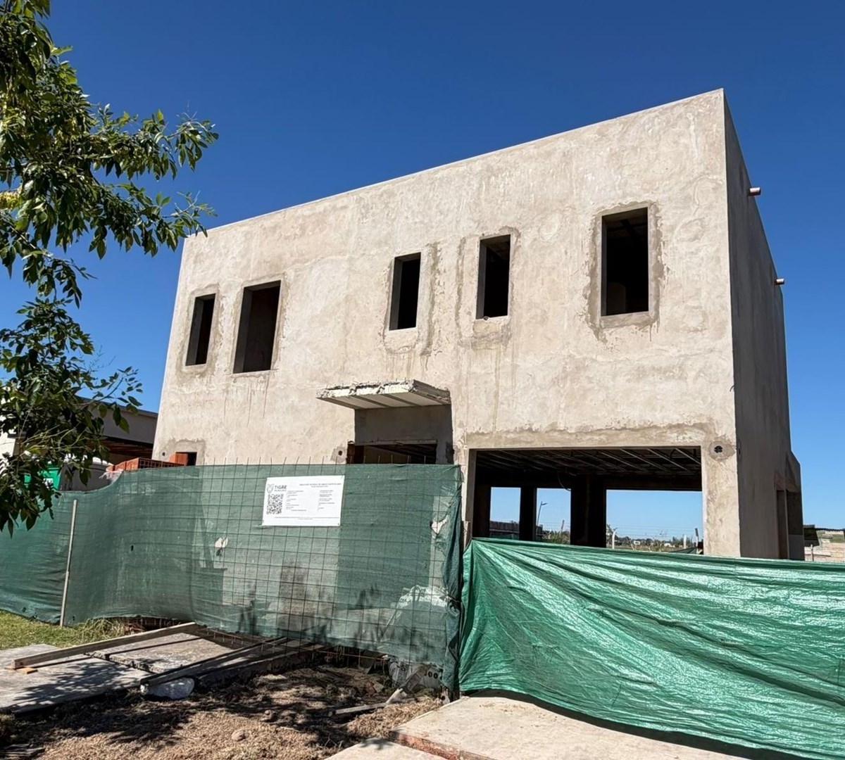 Casa en Venta en Vila Marina II 3 dormitorios, Villanueva 100
