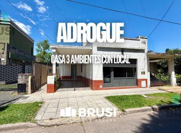 Casa · 116m² · 4 Ambientes · 1 Cochera · Casa en Venta en Adrogue - 3 Ambientes - con Local