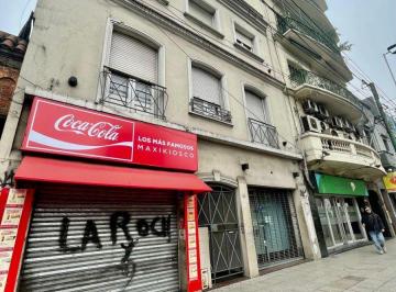 Departamento de 3 ambientes, Lanús · ¡Ubicación Estratégica y un Espacio Único Al Aire Libre en Pleno Lanús!