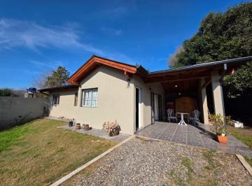 Casa de 3 ambientes, Villa General Belgrano · Casa en Venta: Dos Dorm., Dos Baños y Prácticamente a Estrenar