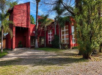Casa · 438m² · 8 Ambientes · Casa en Venta en Haras La Pradera, Pilar, G. B. a. Zona Norte