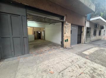 Local comercial · 180m² · 1 Cochera · Local - Villa Crespo