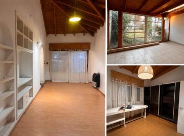 Casa de 4 ambientes, Cinco Saltos · Casa Nivel Gerencial P/oficinas, Consultorios, Vivienda.
