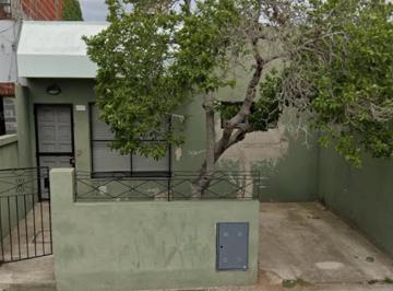 Casa de 3 ambientes, Berazategui · Casa con Patio en Berazategui