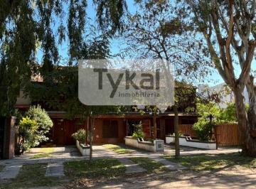 Casa de 4 ambientes, La Lucila del Mar · Excelente Triplex en La Lucila