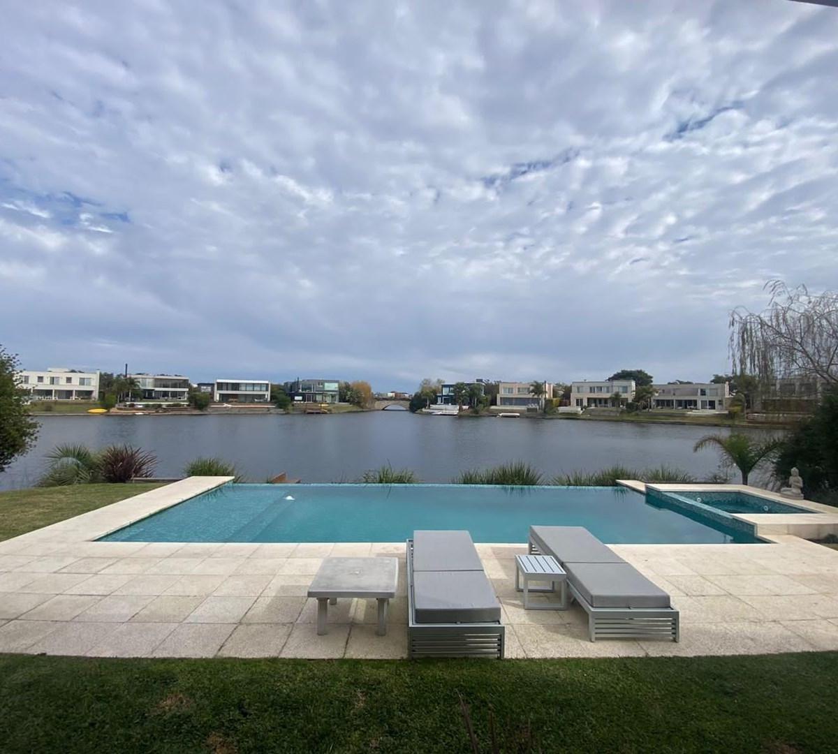 Casa en Venta en Los Lagos 5 dormitorios, Nordelta 100