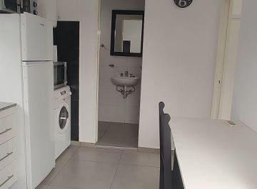 PH de 1 ambiente, Tres de Febrero · Alquiler – PH 2 Ambientes con Amplia Terraza en Ciudadela
