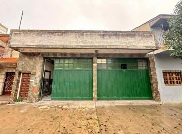 Bodega-Galpón · 100m² · Latorre Prop. Alquila 24 Meses Galpon o Deposito