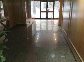 Departamento · 50m² · 2 Ambientes · Departamento en Exc. Ubicacion Contrafrente