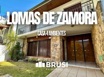 Casa · 142m² · 4 Ambientes · 3 Cocheras · Casa en Venta en Lomas de Zamora - 4 Ambientes - 2 Plantas