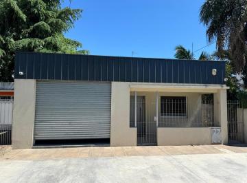 Bodega-Galpón · 240m² · Galpon en Alquiler