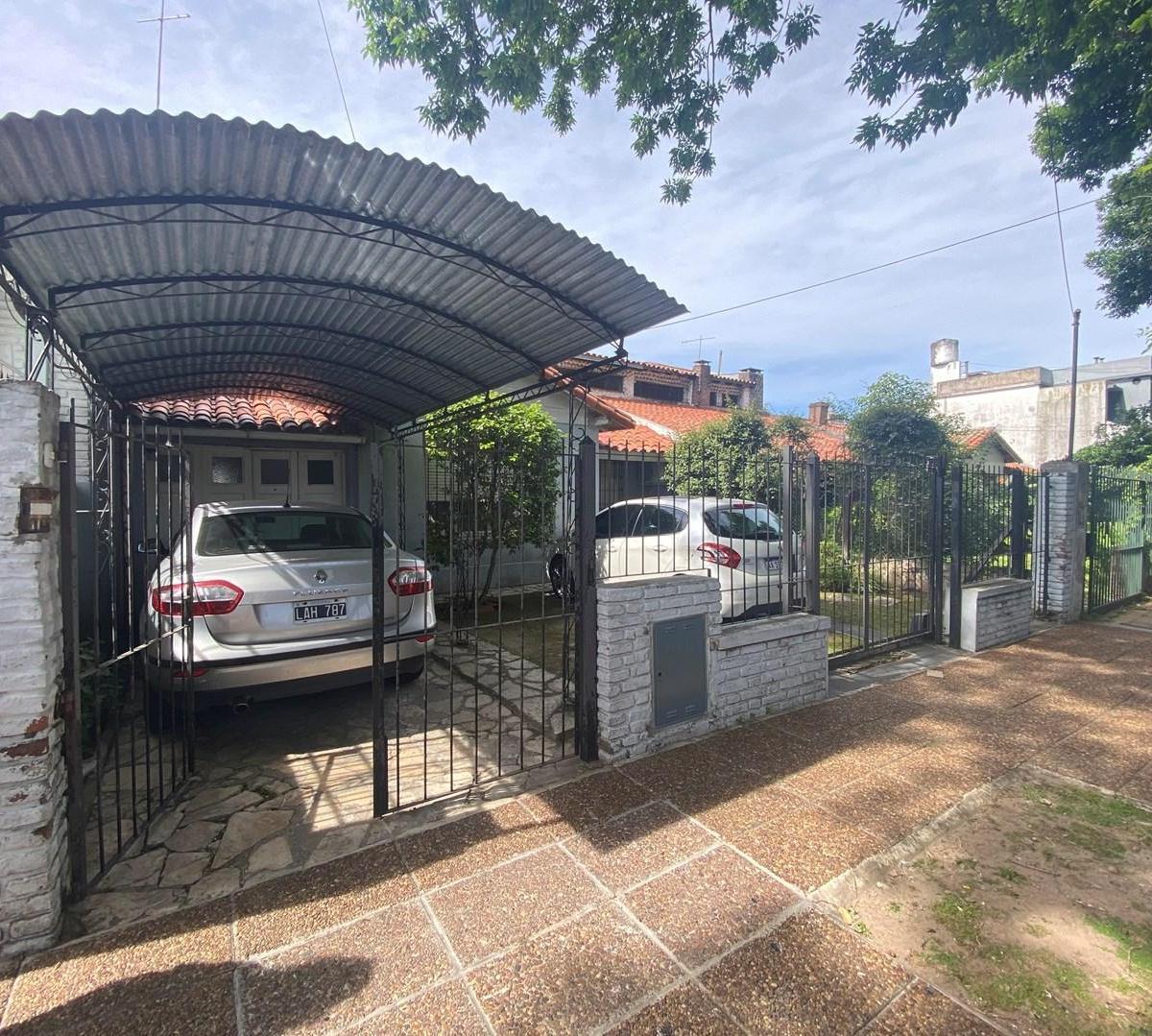 Casa en venta en Olivos 5 dormitorios, Diaz Velez 2400