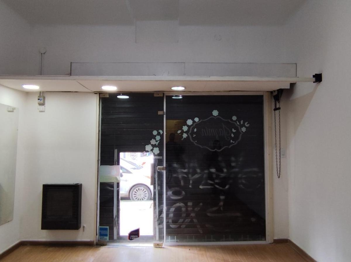 Andrés Ferreyra 2695, Caseros, Tres de Febrero