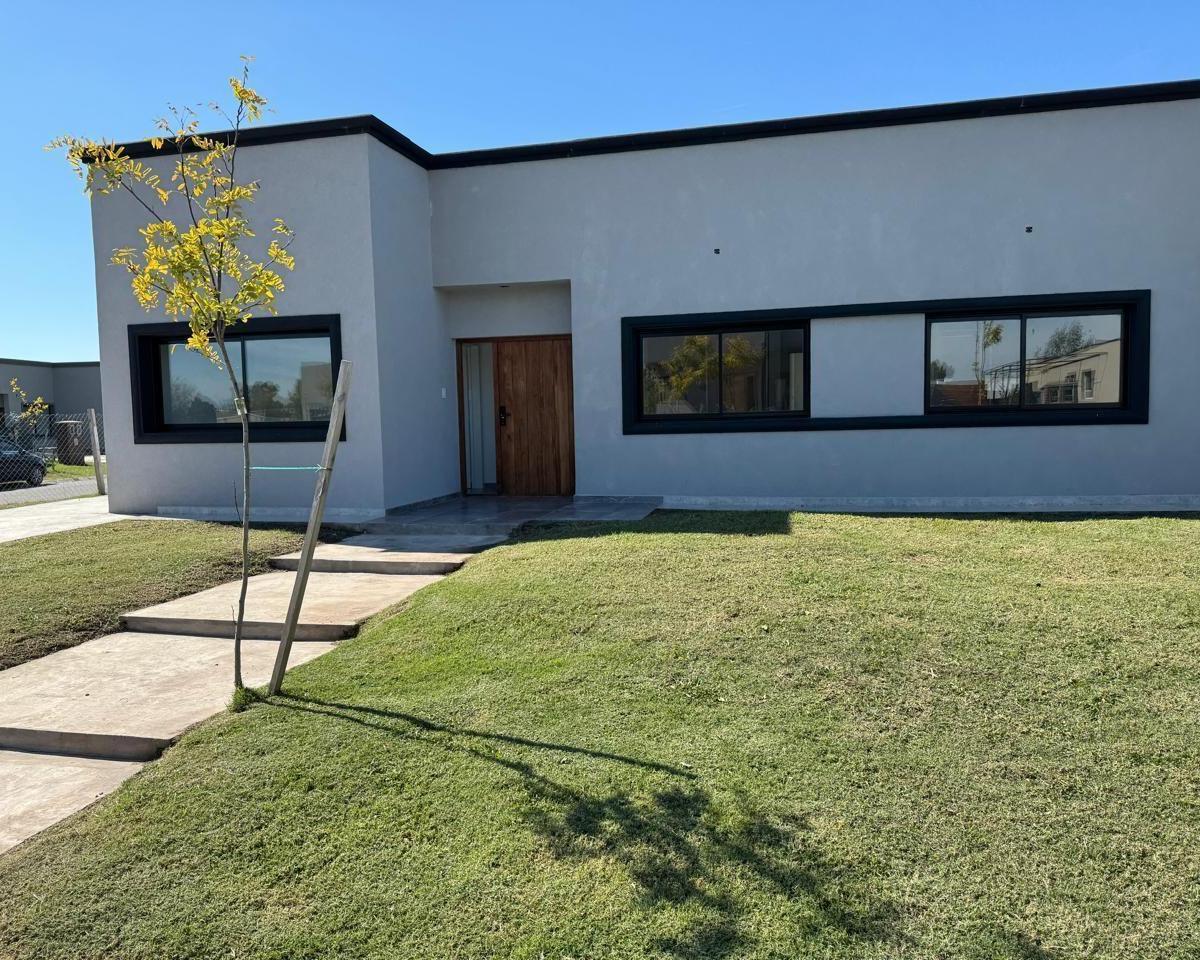 Casa en Venta en San Pablo 3 dormitorios, Pilar 100