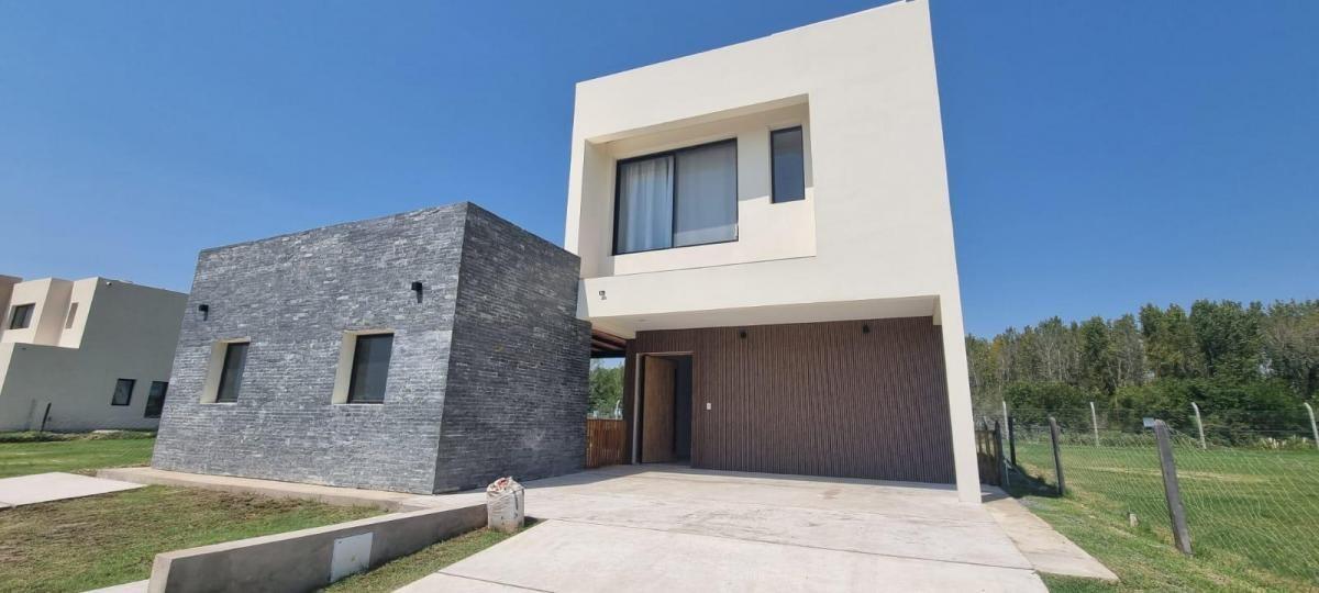 Casa en Venta en Santa Ana 3 dormitorios, Villanueva 100