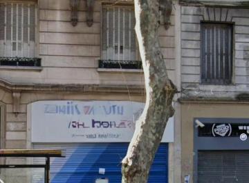 Local comercial · 287m² · 3 Ambientes · Local Comercial en Venta - 2 Oficinas - Congreso