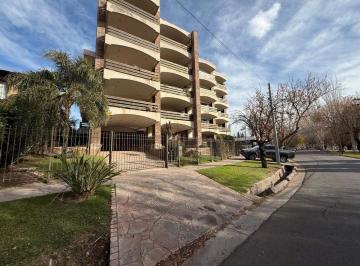 Departamento de 7 ambientes, Dorrego · Sofisticación Urbana y Vistas Incomparables: Ubicación Estratégica