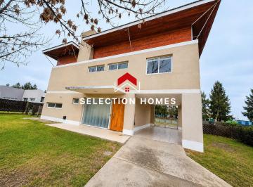 Casa · 150m² · 4 Ambientes · 2 Cocheras · Casa en Alquiler San Sebastian Area 1, Escobar