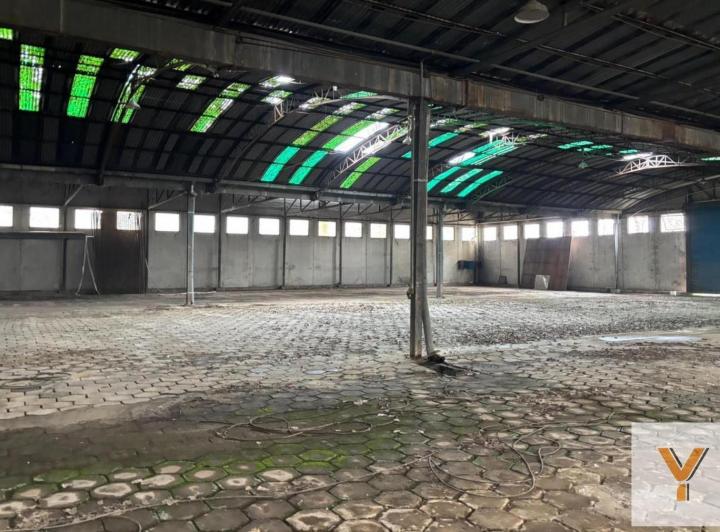 Depósito · 3300m² · 2 Ambientes