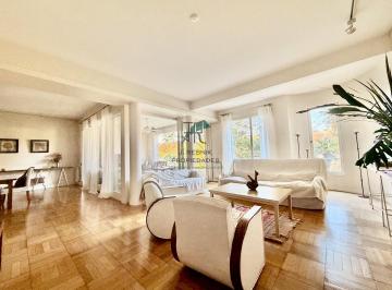 Casa · 454m² · 7 Ambientes · Residencia en 4 Plantas - Ascensor - Parque - Pileta