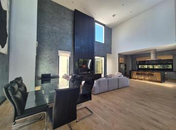 Casa · 420m² · 7 Ambientes · 6 Cocheras · Casa Chalet en Venta en Albanueva, Rincón de Milberg, Tigre