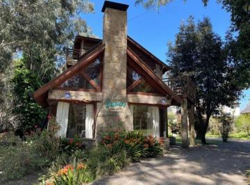 Casa · 120m² · 6 Ambientes · 2 Cocheras · Casa en Alquiler - 3 Dorm. 2 Baños - Mar del Plata