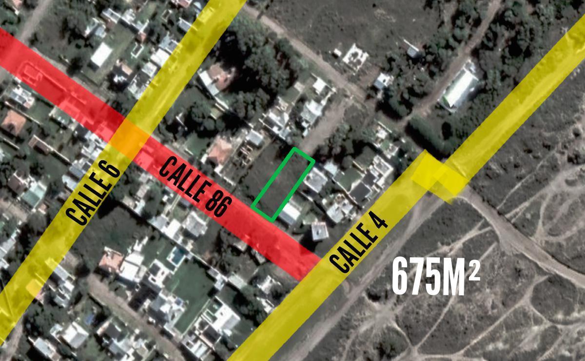 86 e/ 4 y 6, El Condor, Río Negro