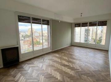 Departamento · 70m² · 4 Ambientes · Departamento 4 Amb. Vista Panorámica - Orientación E, o y Norte