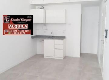 Departamento de 1 ambiente, Morón · Alquiler – Monoambiente en Primer Piso – Impecable Estado