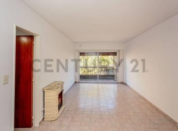 Departamento · 81m² · 3 Dormitorios · Venta 3 Ambientes con Dependecncia y Balcon/ Villa General Mitre